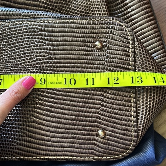 Dooney & Bourke Large Barlow Bag - Picture 8 of 10